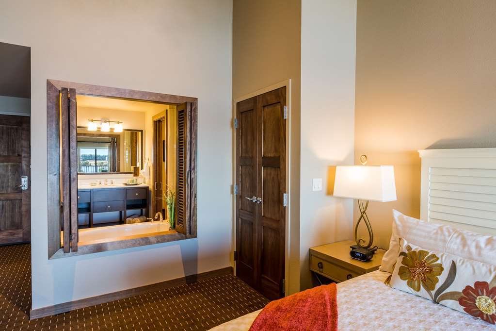 The Lodge At Columbia Point Richland Room photo